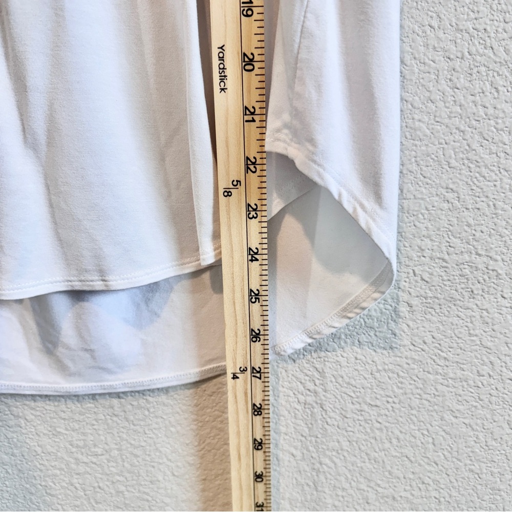 Alfani Abstract Floral Minimalist Art Tee Modern Chic Stretch Spring Top Medium - Picture 7 of 8